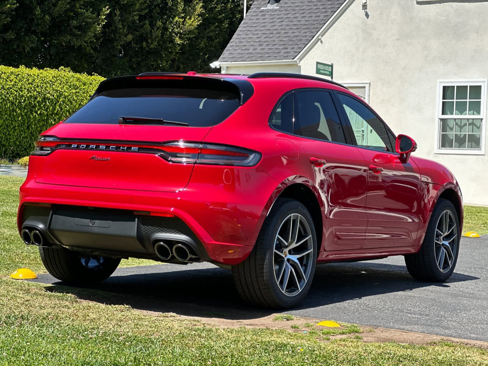 New 2026 Porsche Macan AWD/4WD image 8