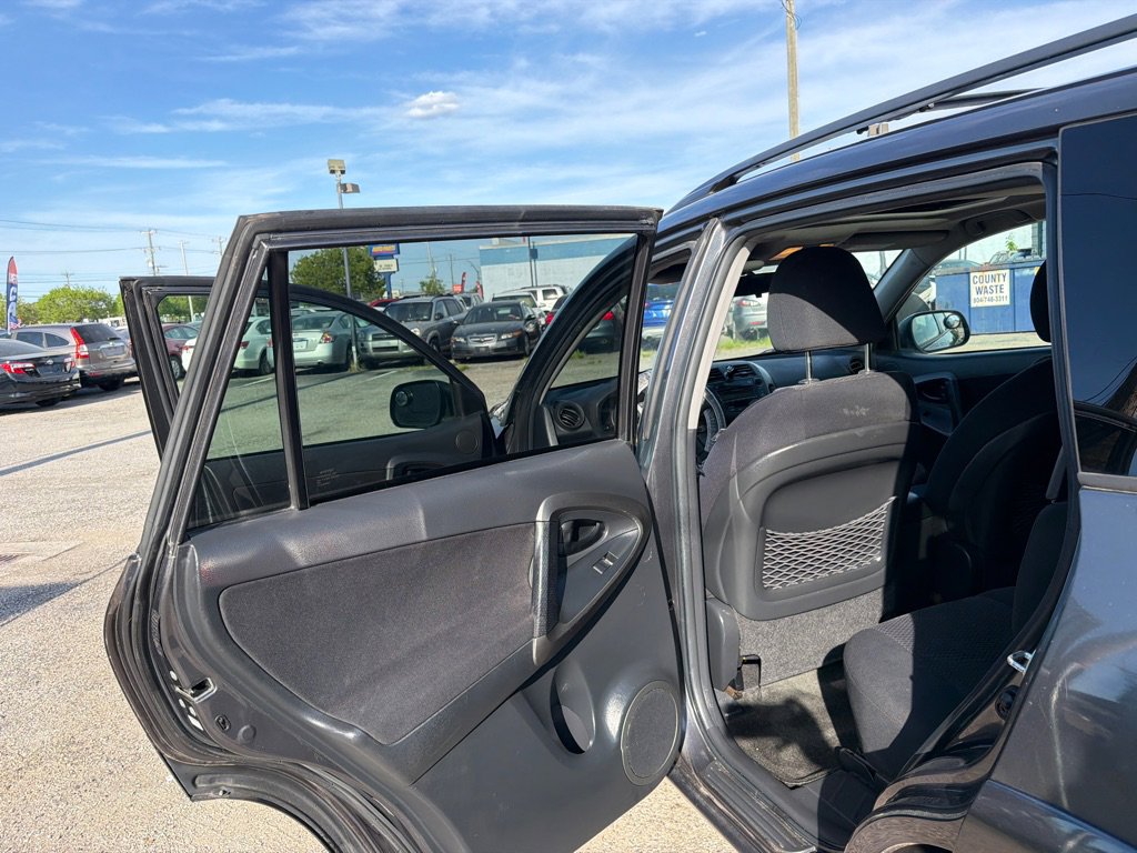 Used 2011 Toyota RAV4 Sport w/ Sport Extra Value Pkg AWD/4WD image 20