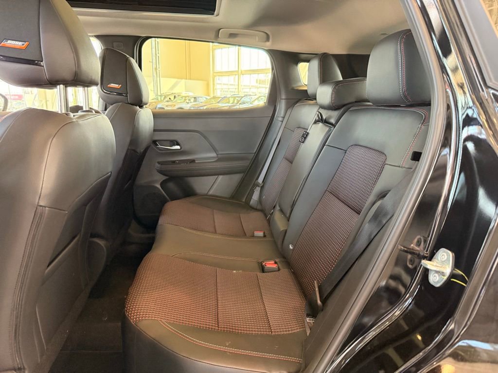 Used 2025 Nissan Kicks SR w/ SR Premium Package image 10