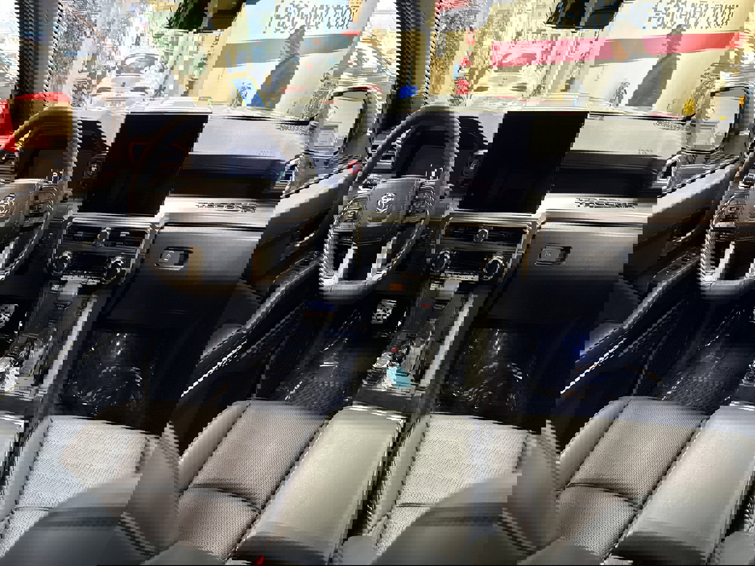 Used 2024 Toyota Tacoma TRD Sport w/ TRD Sport Premium Package image 21