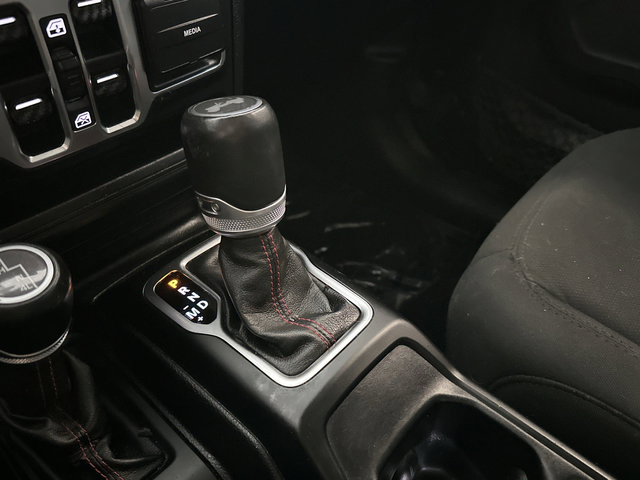 Used 2019 Jeep Wrangler Unlimited Sport S AWD/4WD image 19