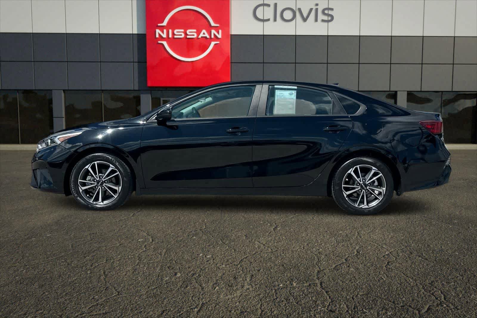 Used 2023 Kia Forte LXS FWD image 6