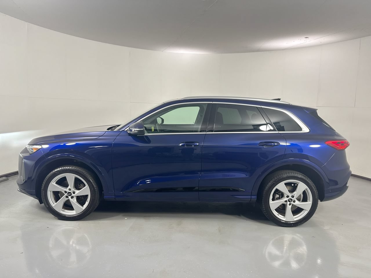 Used 2025 Audi Q5 Premium Plus w/ Premium Plus AWD/4WD video 2