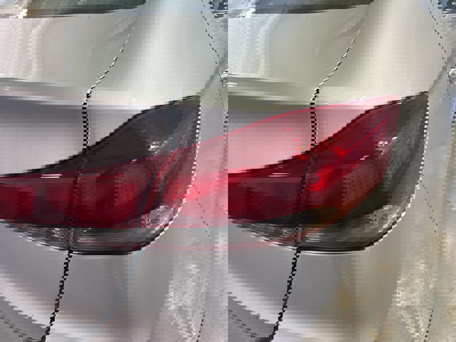 Used 2017 Hyundai Elantra SE image 9