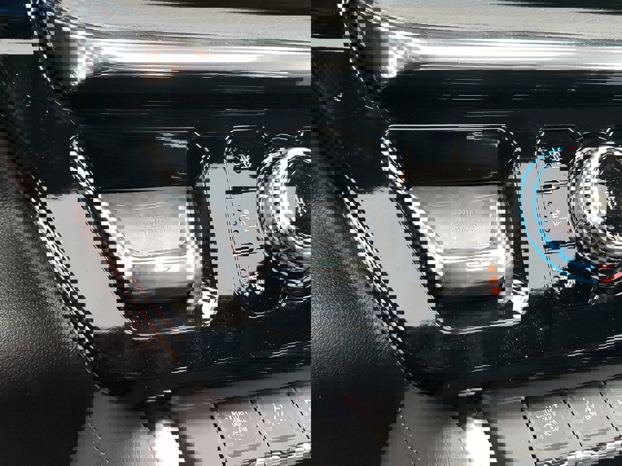 New 2025 GMC Sierra 3500 Denali w/ Denali Reserve Package image 53