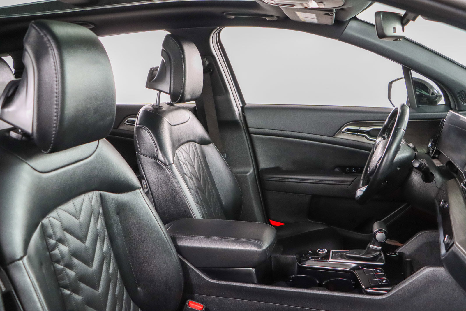 Used 2024 Kia Sportage X-Line w/ X-Line Premium Package image 27