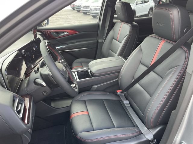 New 2026 Chevrolet Traverse RS w/ LPO, Floor Liner Package AWD/4WD image 11