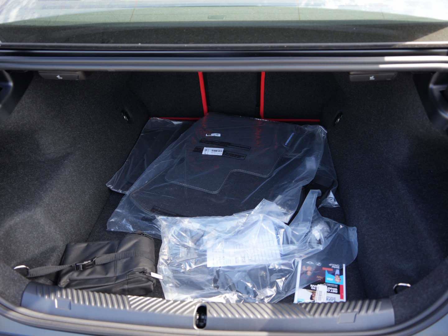 New 2026 BMW M5 AWD w/ Carbon Package image 5