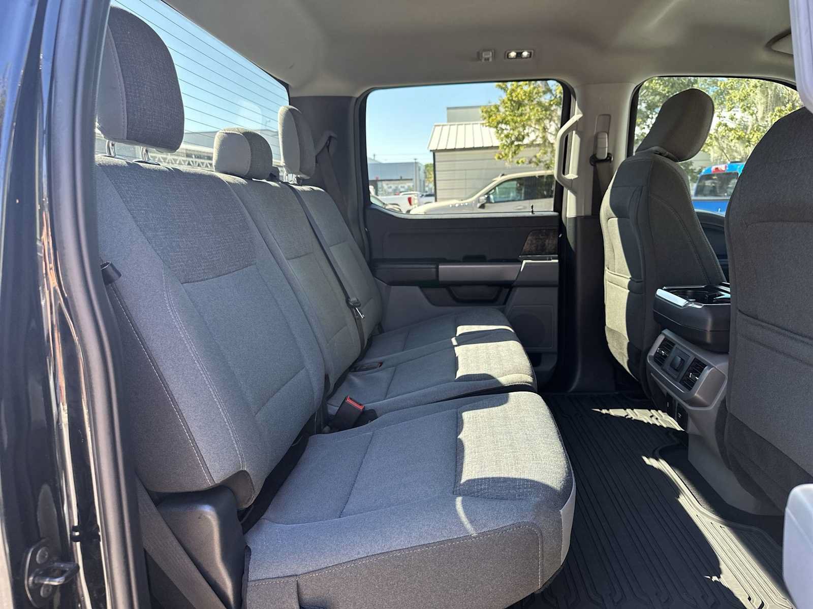 Used 2024 Ford F150 Lightning XLT AWD/4WD image 18