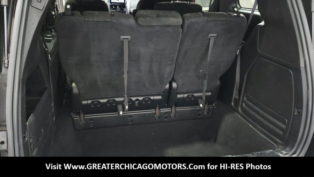 Used 2015 Dodge Grand Caravan SXT w/ Blacktop Package FWD image 40