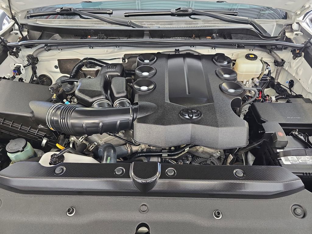 Used 2018 Toyota 4Runner TRD Off-Road image 31