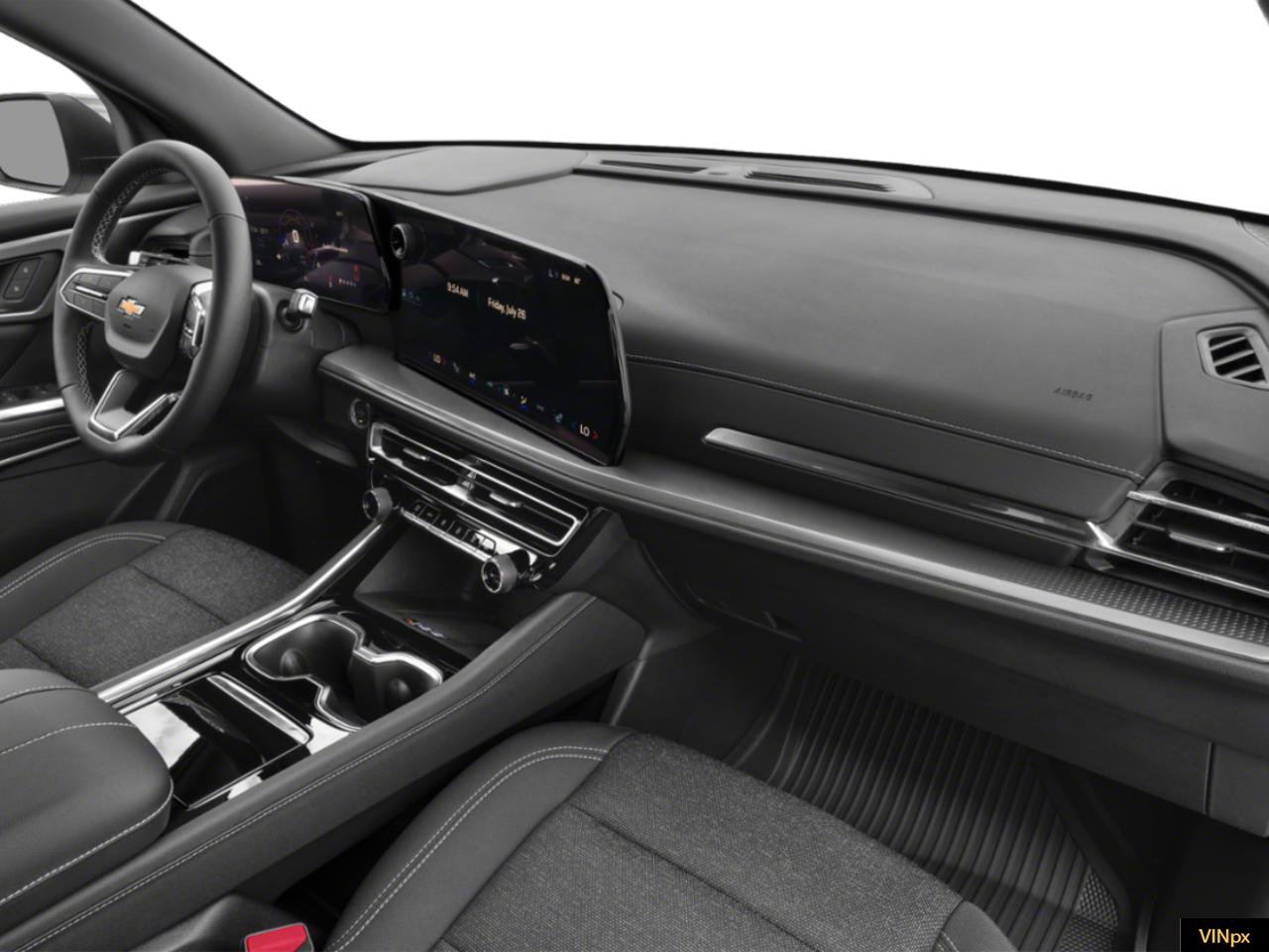 New 2026 Chevrolet Traverse LT w/ LPO, Floor Liner Package FWD image 5