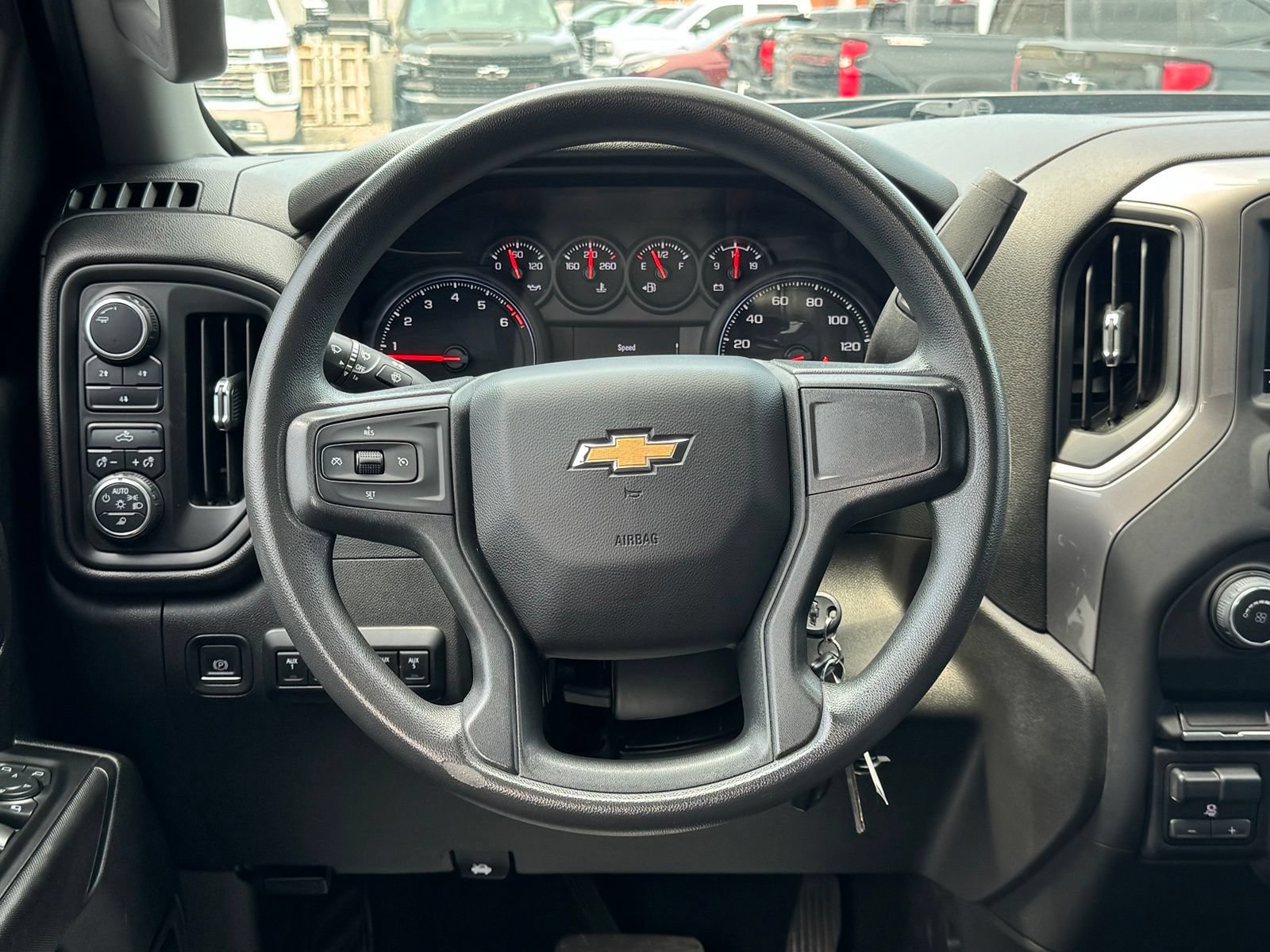 Used 2022 Chevrolet Silverado 2500 Custom w/ Custom Value Package AWD/4WD image 25