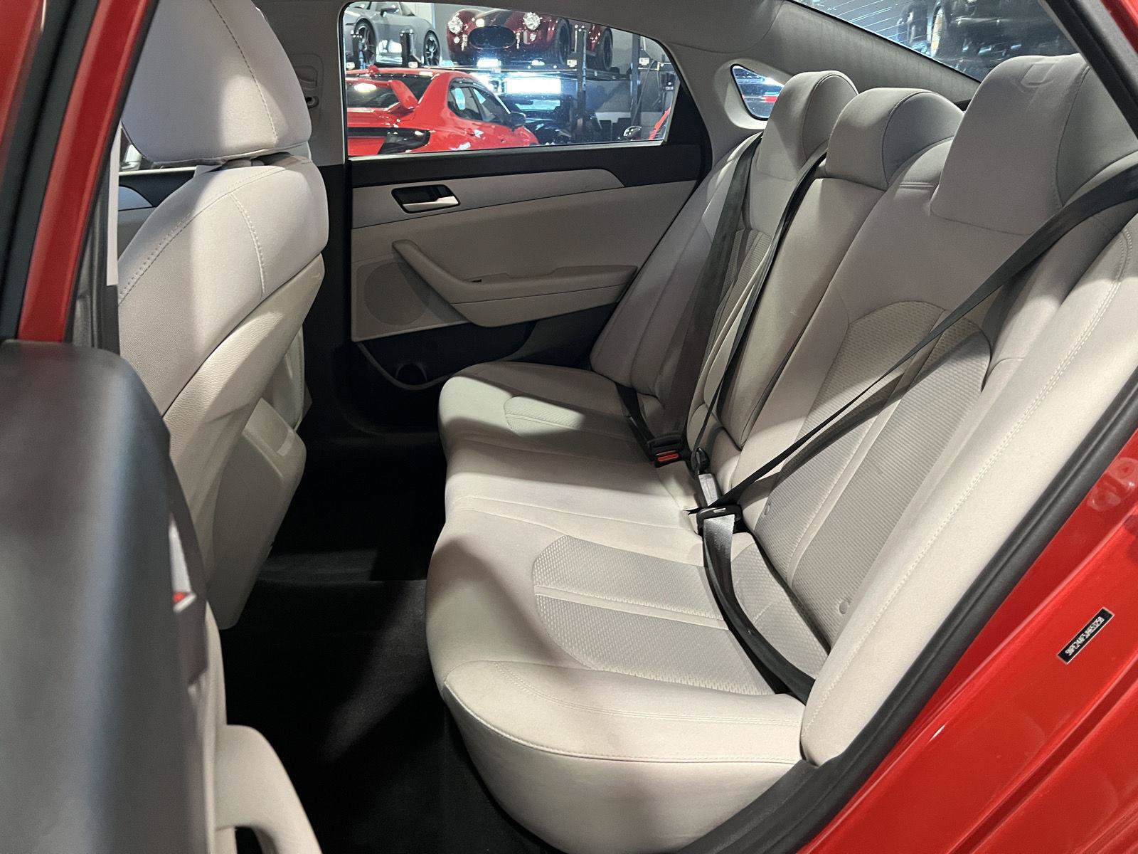 Used 2018 Hyundai Sonata SE FWD image 29