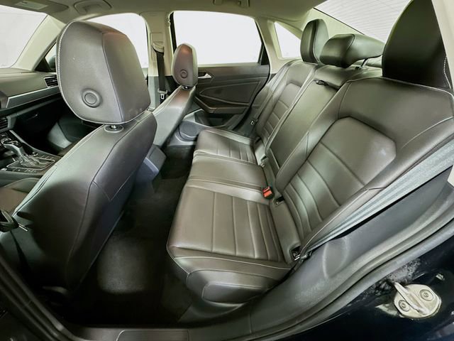 Used 2024 Volkswagen Jetta SE image 23