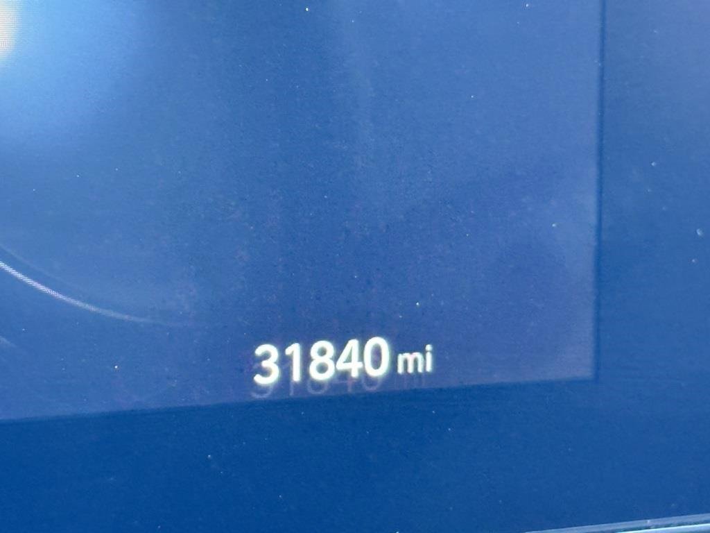 Used 2024 Hyundai Elantra SEL image 21