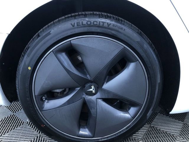 Used 2020 Tesla Model 3 Long Range image 15
