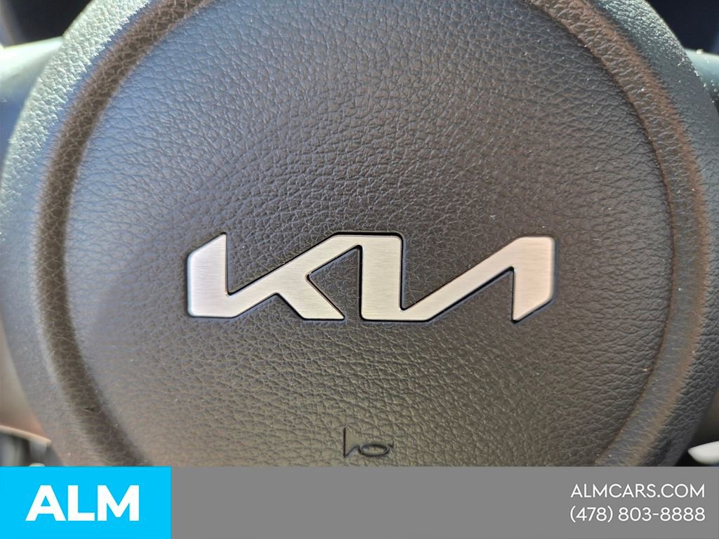 Used 2025 Kia Soul LX w/ LX Technology Package image 29