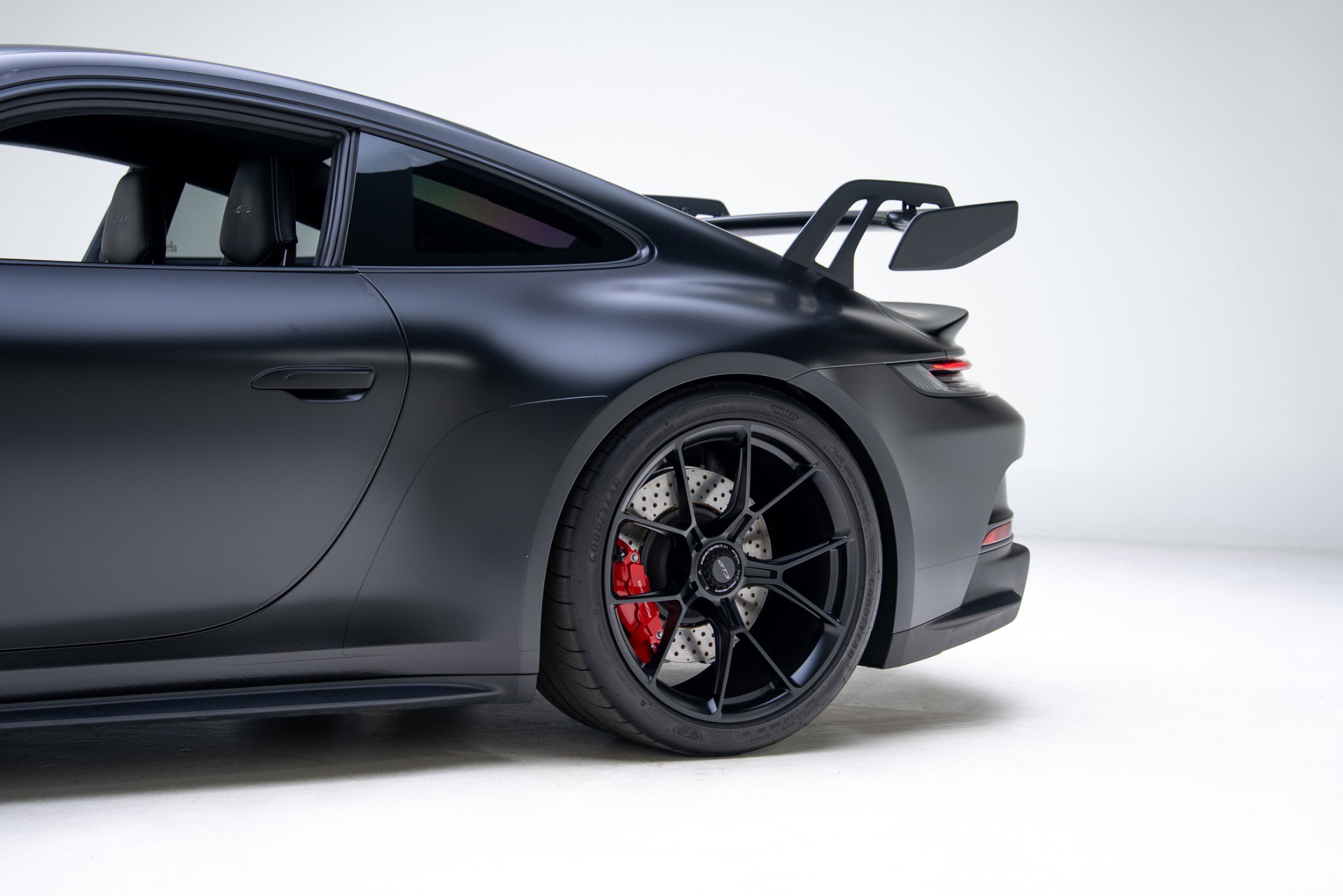 Used 2022 Porsche 911 GT3 RWD image 16