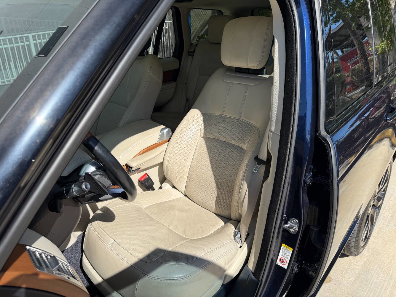 Used 2021 Land Rover Range Rover Westminster Edition image 15