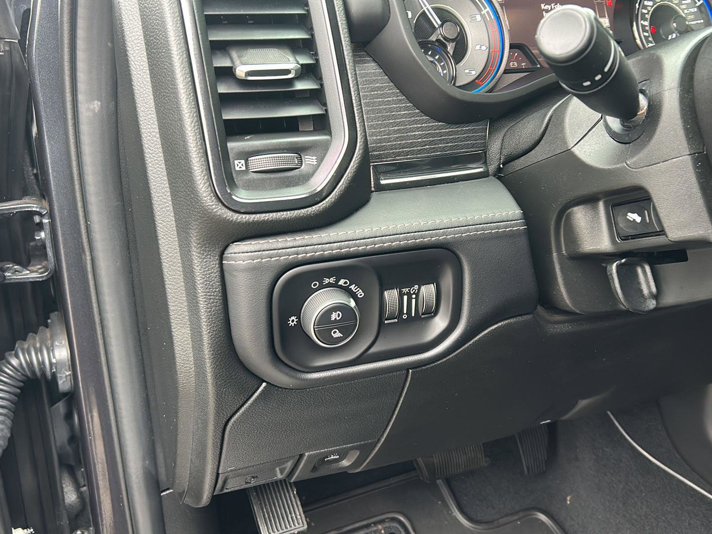 Used 2022 RAM 2500 Limited image 15