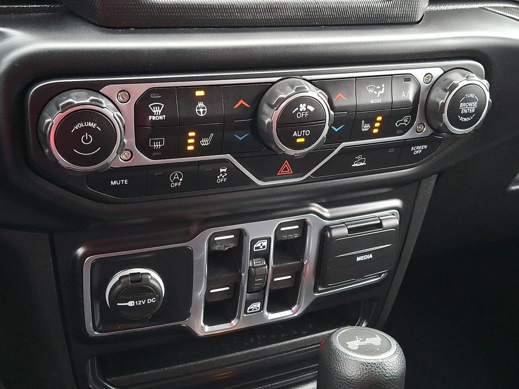 Used 2022 Jeep Wrangler Unlimited Sport image 28