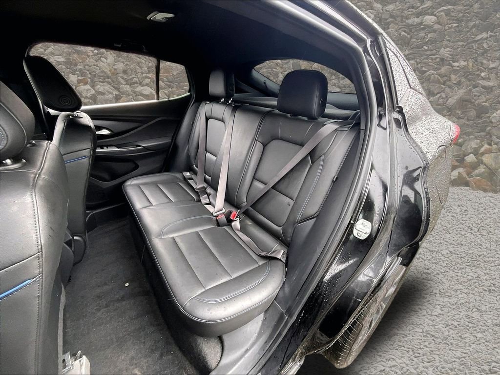 Used 2025 Buick Envista Sport Touring image 24