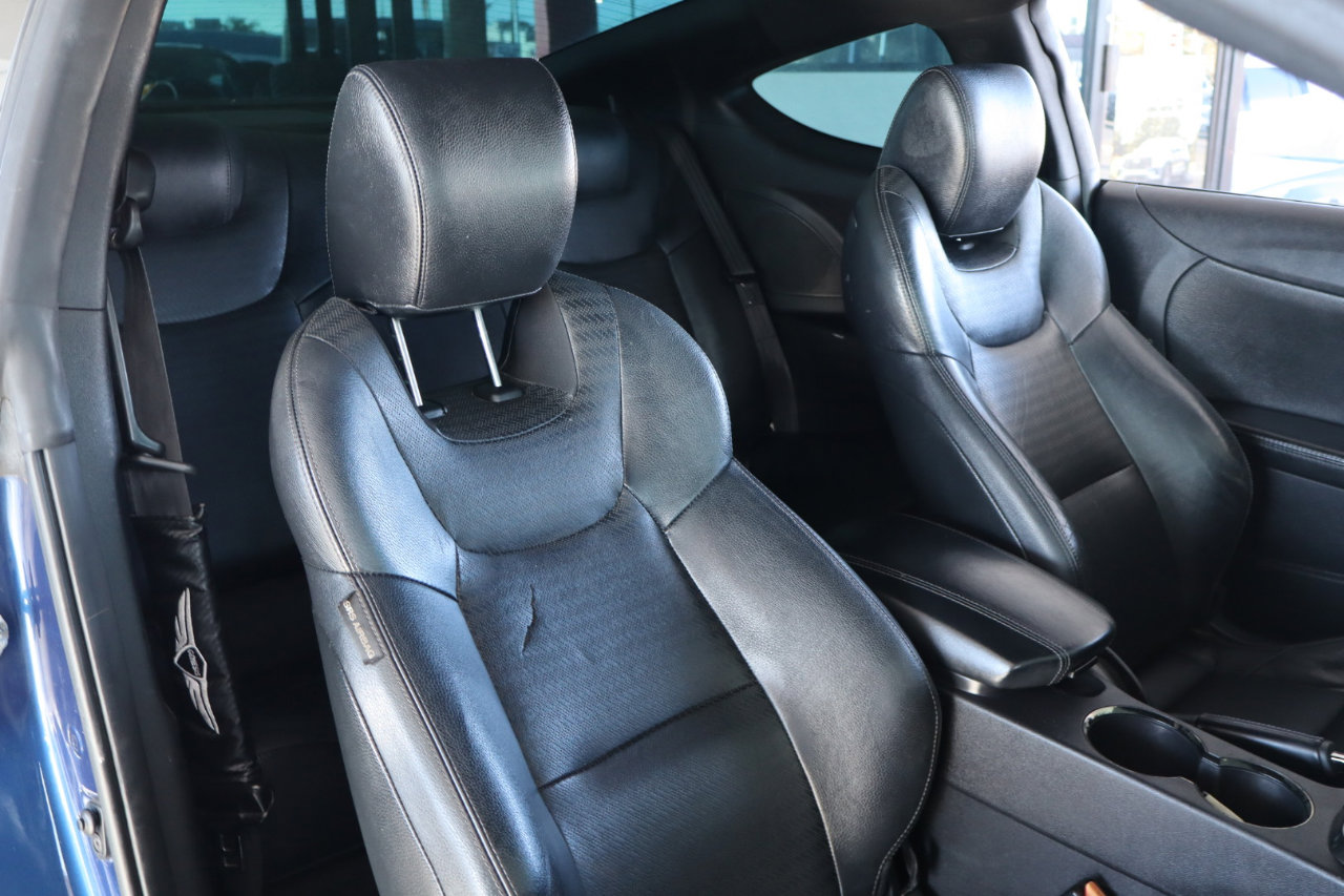 Used 2015 Hyundai Genesis 3.8 image 27