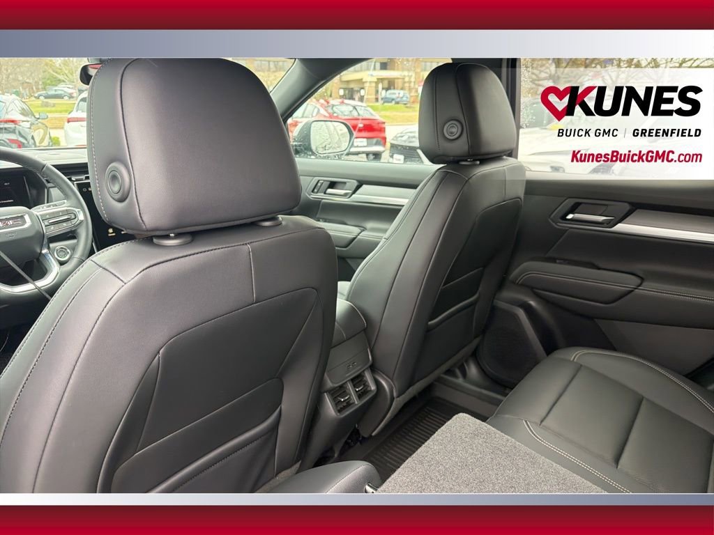 New 2026 GMC Terrain Elevation image 32