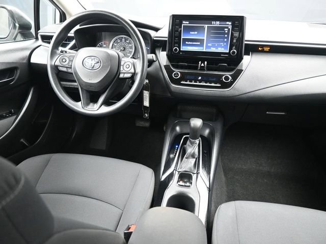 Used 2022 Toyota Corolla LE image 10