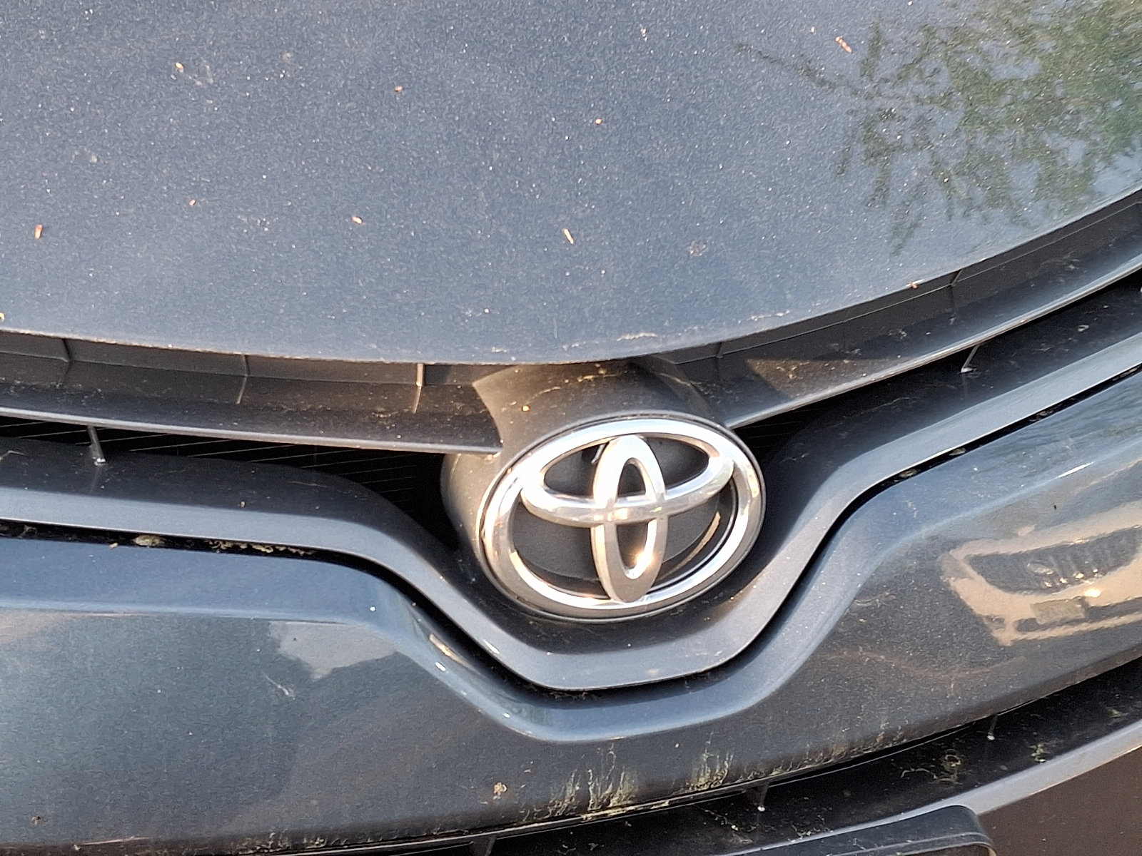 Used 2016 Toyota Corolla LE FWD image 8