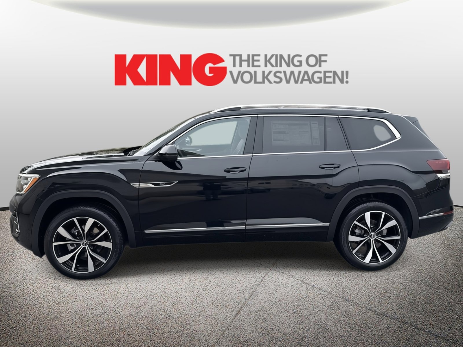 New 2025 Volkswagen Atlas SEL Premium R-Line image 8