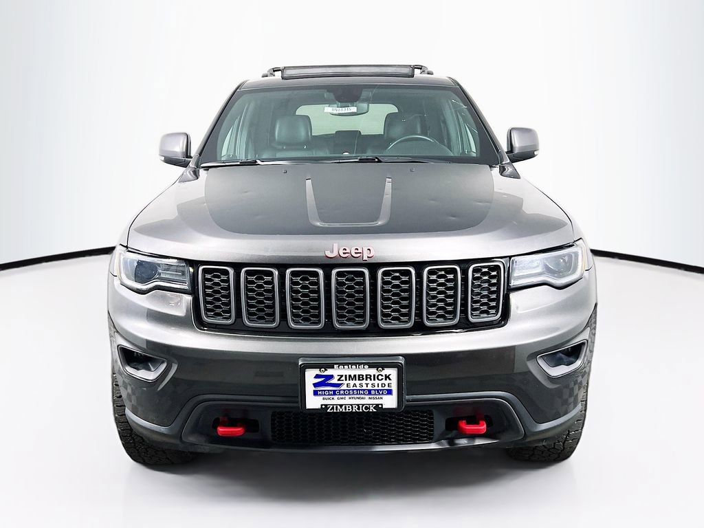 Used 2021 Jeep Grand Cherokee Trailhawk w/ Trailhawk Luxury Group AWD/4WD image 2