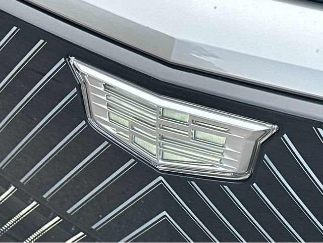 New 2026 Cadillac Lyriq Luxury w/ LPO, Floor Liner Package AWD/4WD image 36