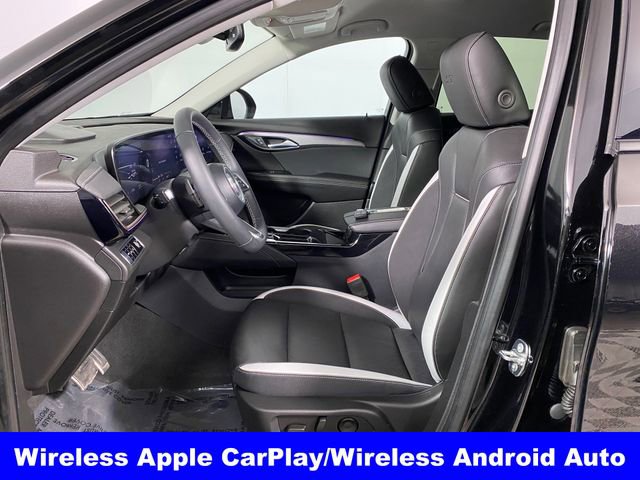 Certified 2025 Buick Envision Sport Touring image 11