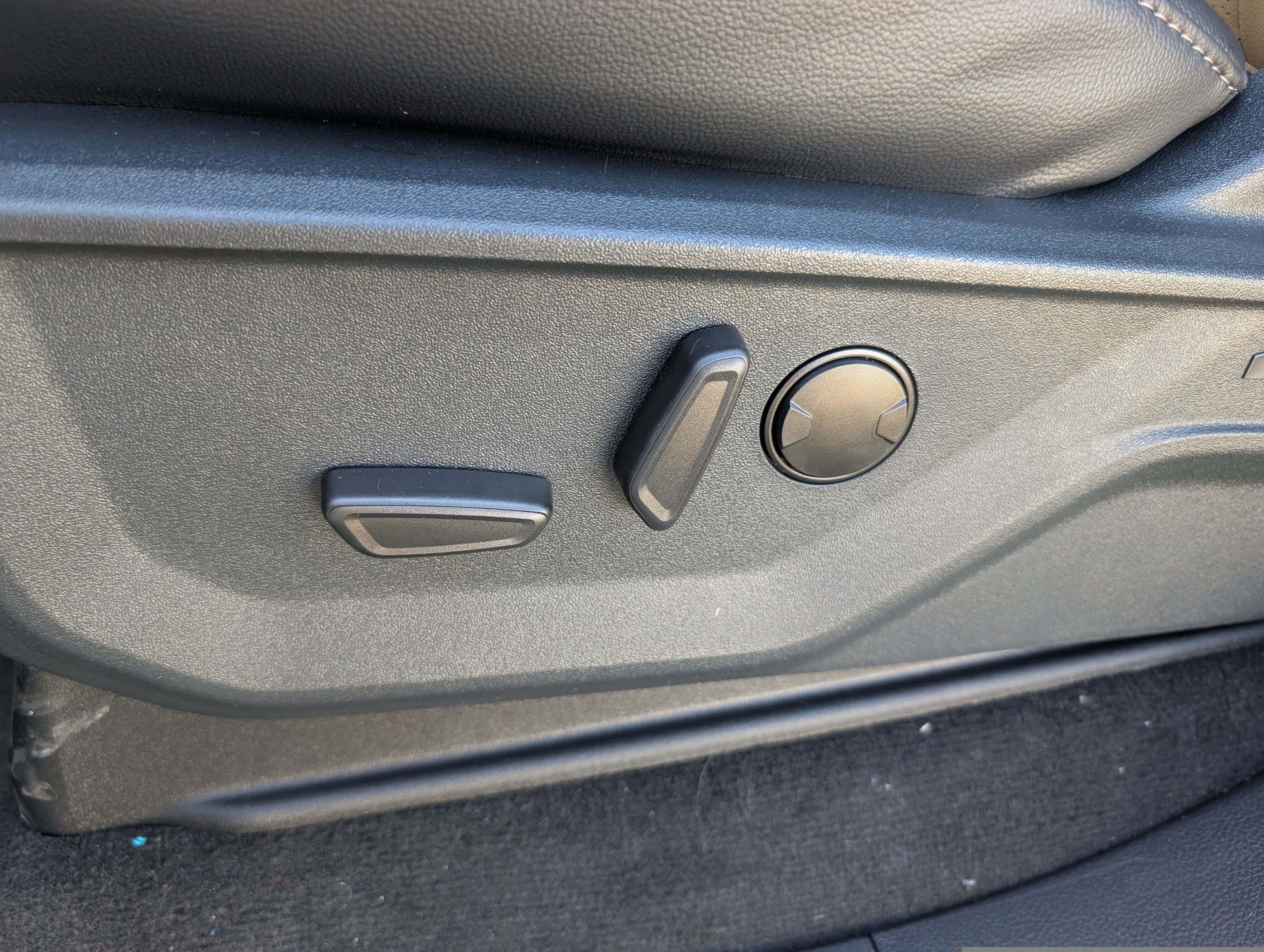 New 2026 Ford F250 Lariat image 26