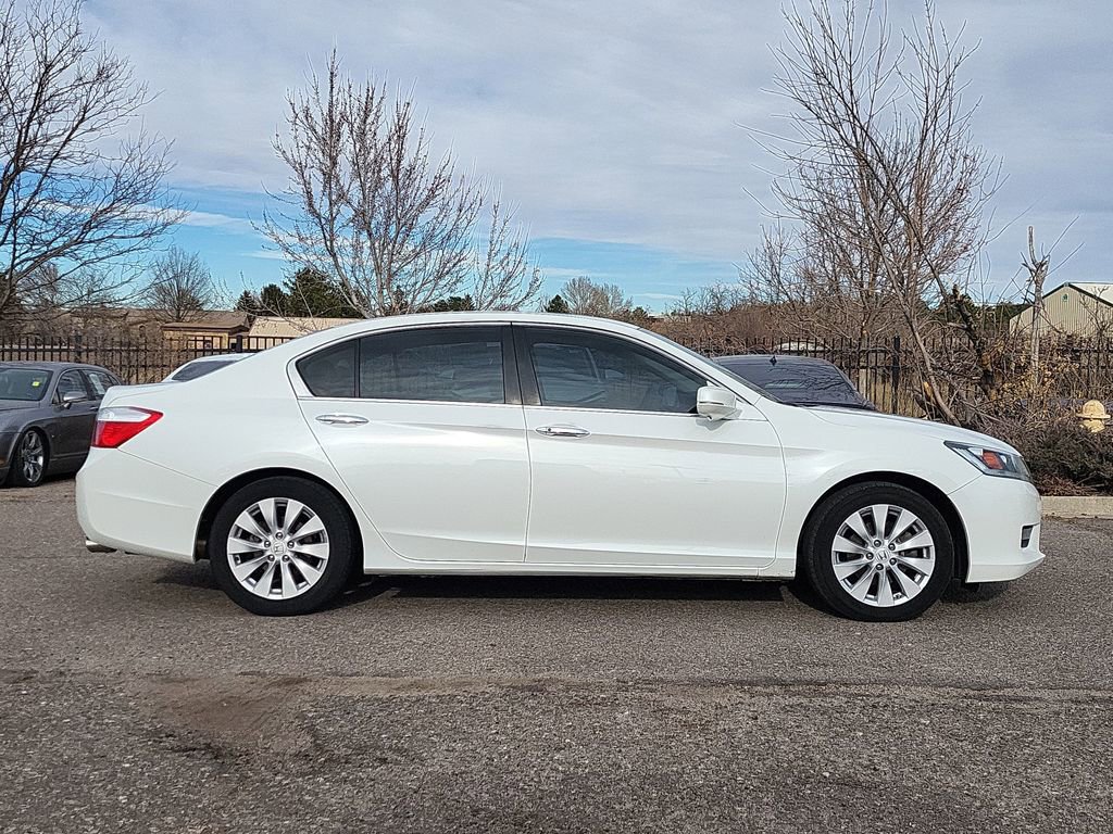Used 2015 Honda Accord EX image 3