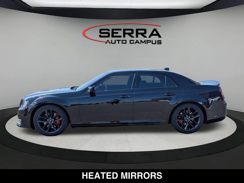 Used 2023 Chrysler 300 C RWD image 10