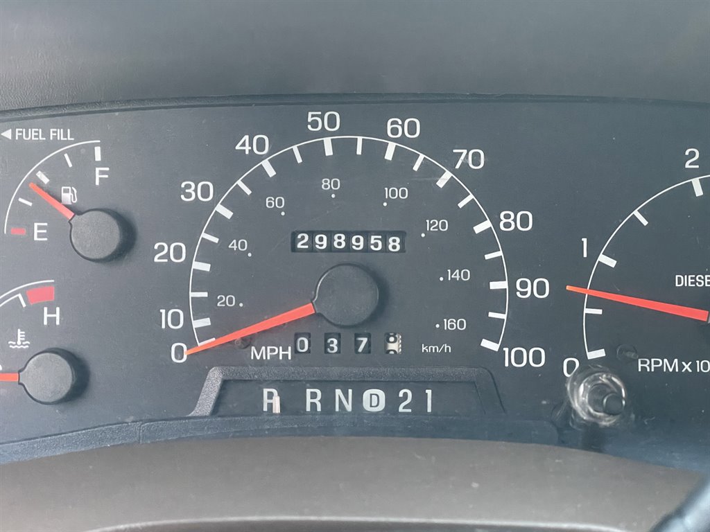 Used 1999 Ford F250 XL image 25