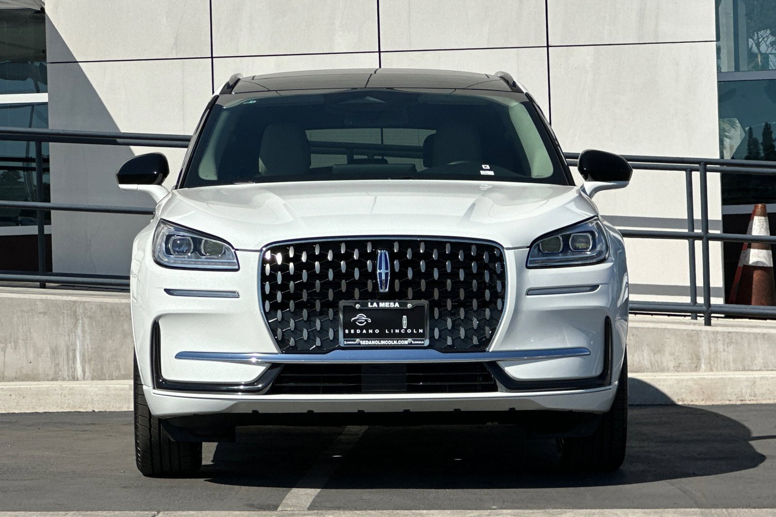 New 2025 Lincoln Corsair Grand Touring image 8