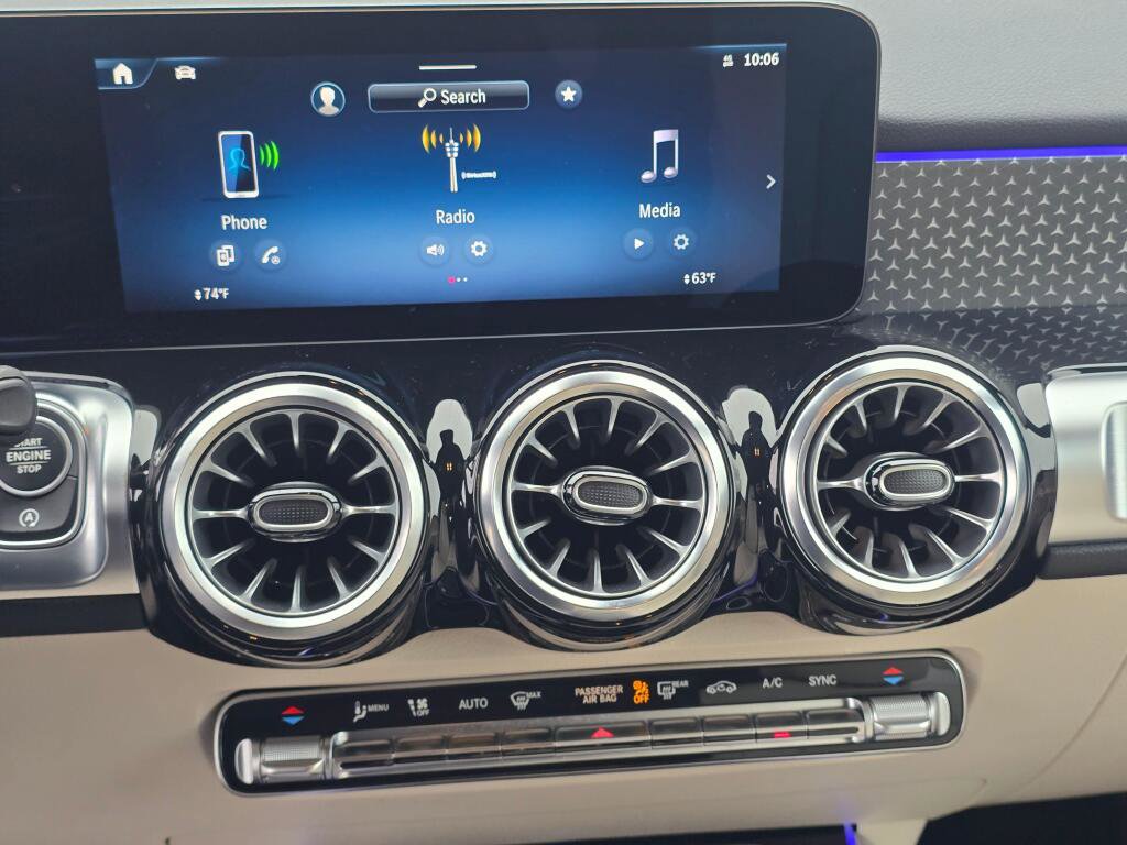 Certified 2025 Mercedes-Benz GLB 250 GLB 250 image 15