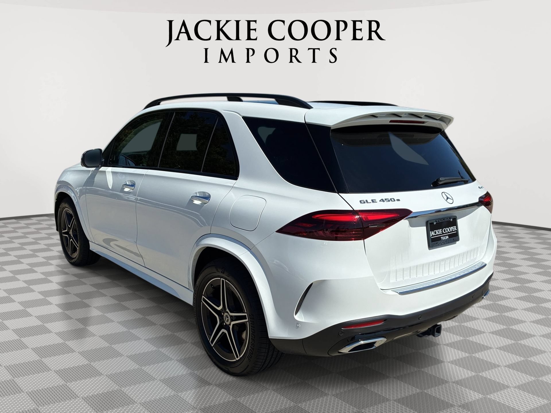 Used 2024 Mercedes-Benz GLE 450e 4MATIC image 7