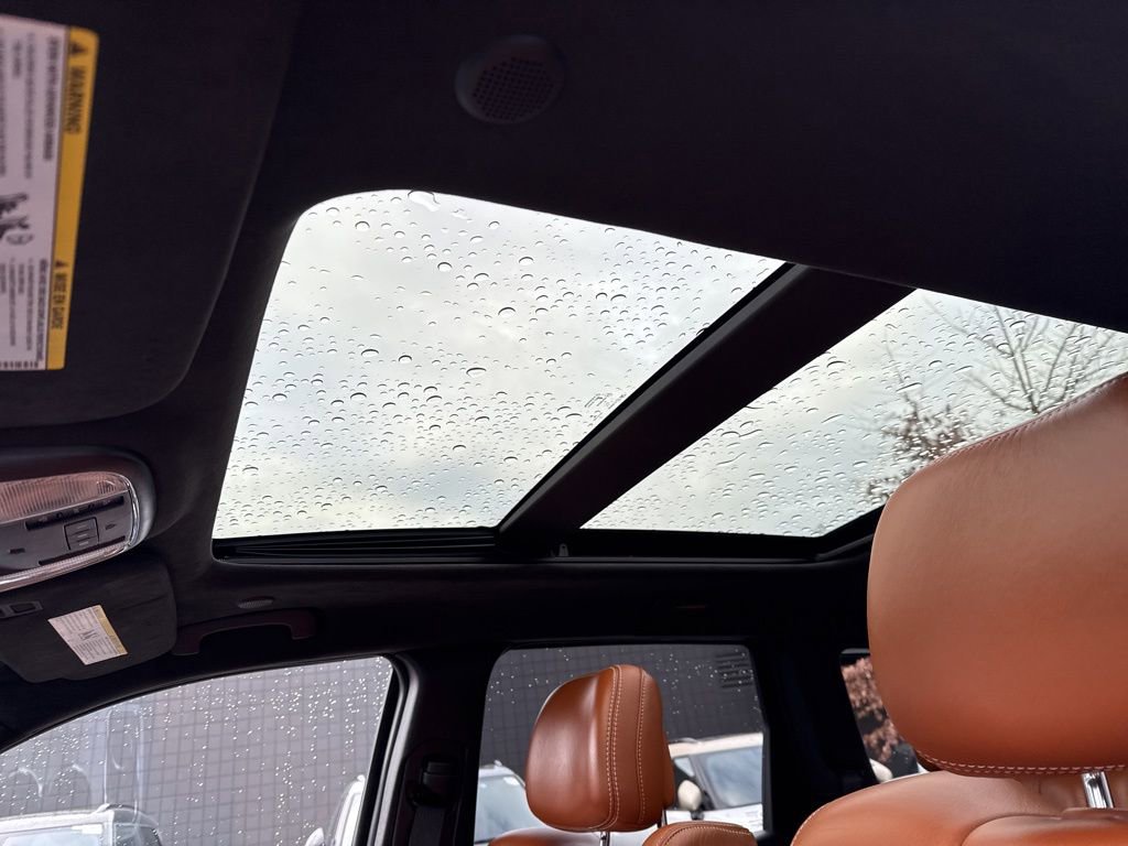 Used 2015 Jeep Grand Cherokee SRT w/ Trailer Tow Group IV image 43