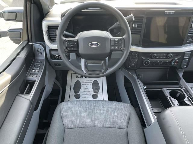 New 2026 Ford F250 XLT w/ XLT Premium Package AWD/4WD image 13