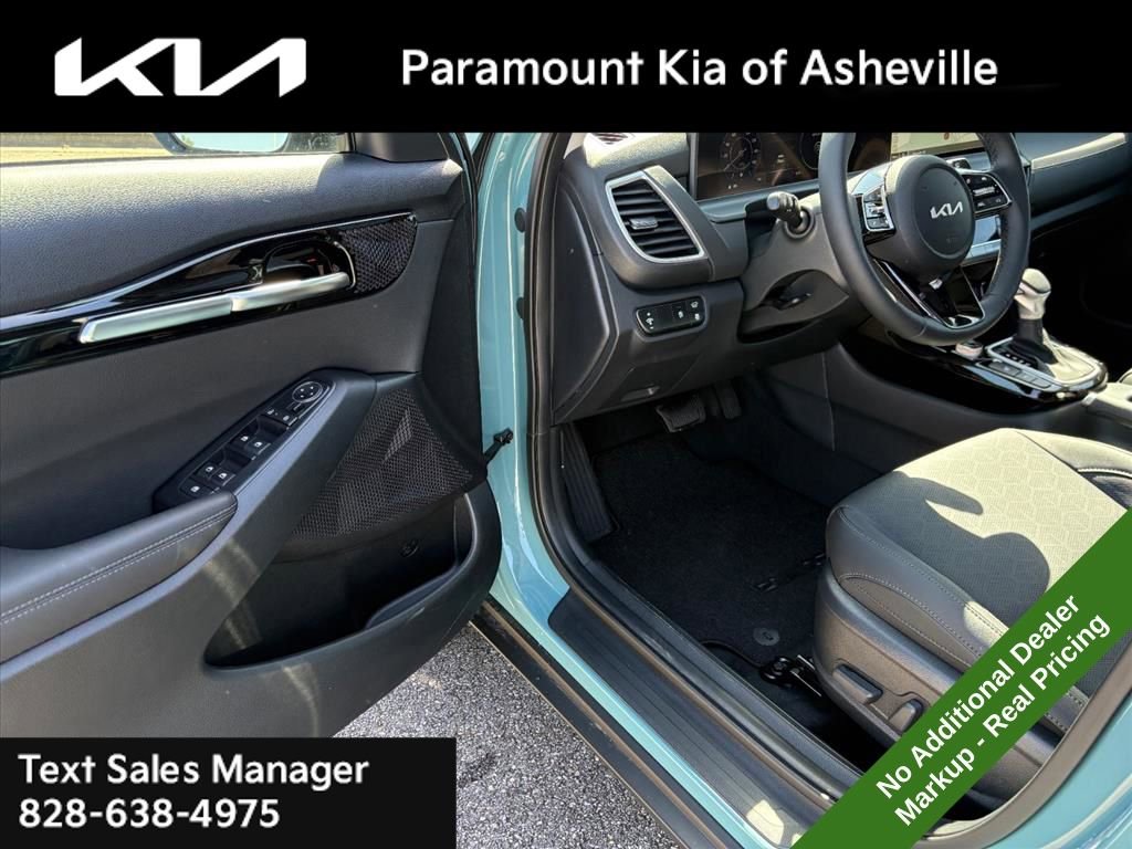 New 2026 Kia Seltos EX image 17