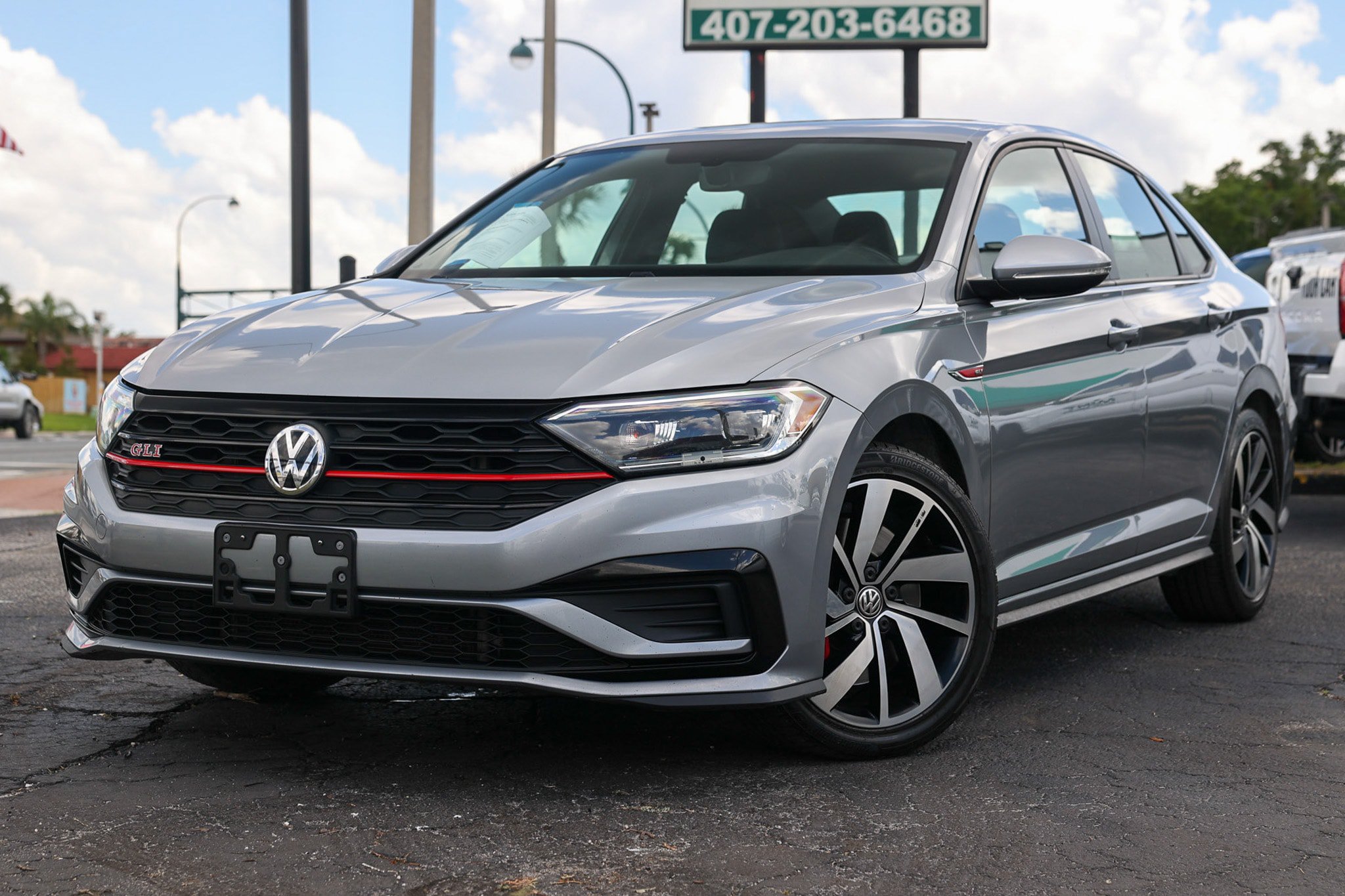 Used 2020 Volkswagen Jetta GLI FWD image 1