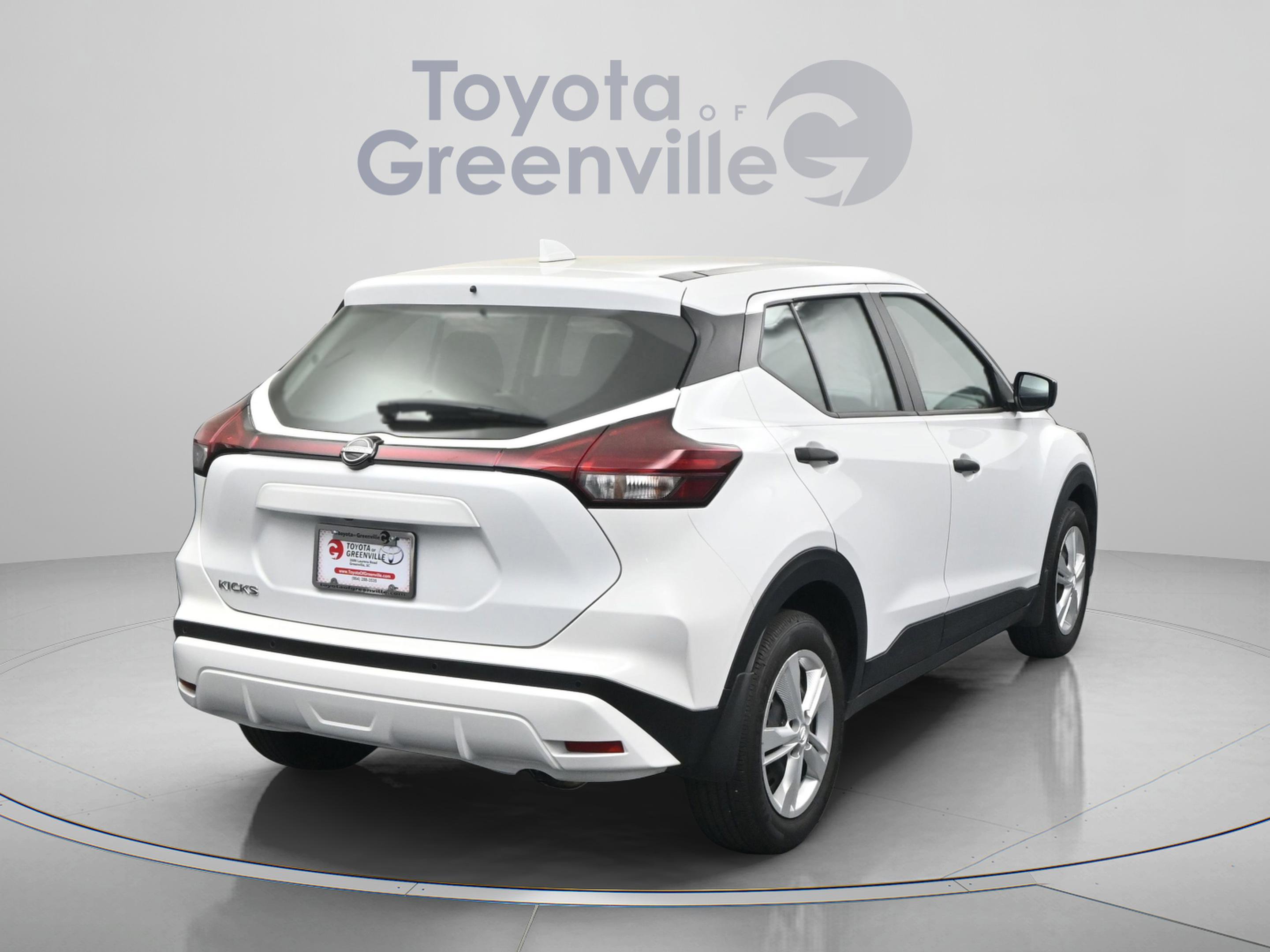 Used 2025 Nissan Kicks Play S image 13