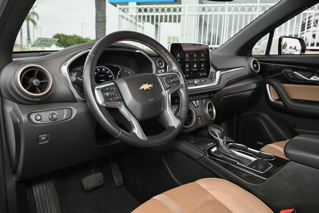 Used 2023 Chevrolet Blazer Premier FWD image 19