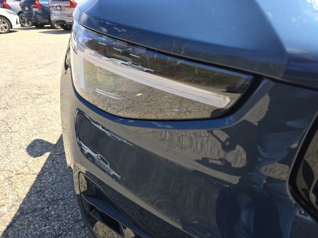 New 2026 Volvo XC40 B5 Plus w/ Climate Package AWD/4WD image 10