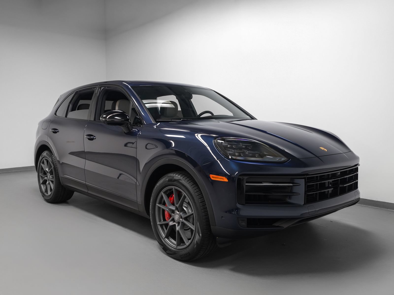 Certified 2024 Porsche Cayenne S w/ Premium Package Plus AWD/4WD image 10